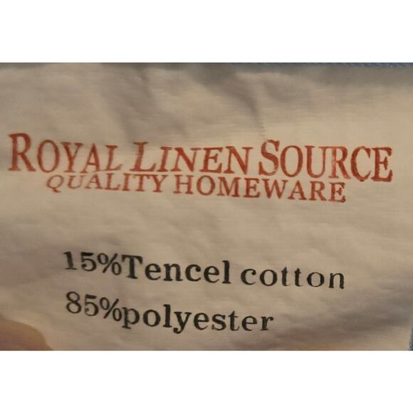 Royal Linen Source Quality Homeware Pillow Sham with Tiger on Cliff 21 x 29.5 - Picture 9 of 10